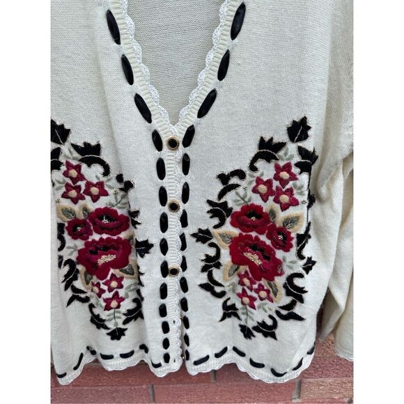 Jantzen classics size large black cream satin red embroidery Vintage - Picture 2 of 16